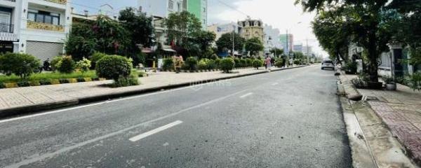 Chủ cần bán Nhà mặt phố 90m²