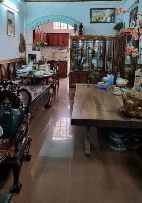 Bán Nhà mặt phố 100m²