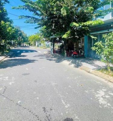 Chủ cần bán Nhà mặt phố 100m²