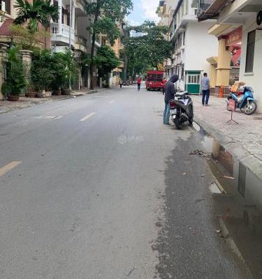 Mặt Phố Hoàng Sâm 65m2*4 Lô 👍 Góc 3 Thoáng MT 20m Ô Tô Kinh Doanh Giá 21.8 tỷ Lh 08245*****.