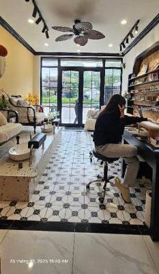 Bán Nhà mặt phố 37m²