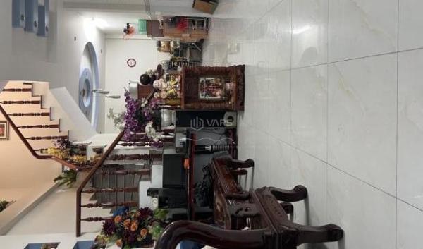 Chủ cần bán Nhà mặt phố 99m²