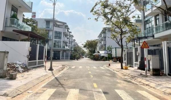 NHÀ 4 LẦU KDC NGUYỄN THỊ SÓC – 100M² – GIÁ 8.5 TỶ XUÂN THỚI ĐÔNG, HÓC 🏬 MÔN