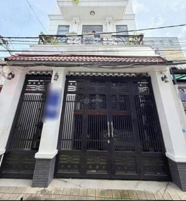 Bán Nhà mặt phố 111m²