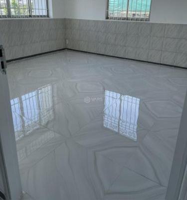 Bán Nhà mặt phố 180m²
