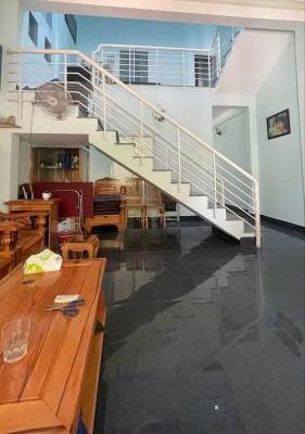 Chủ cần bán Nhà mặt phố 80m²