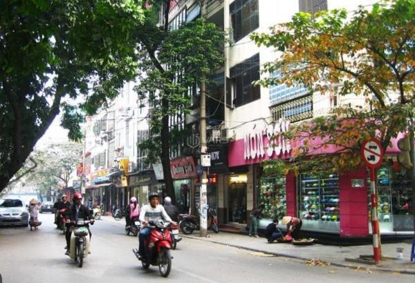 Bán Nhà mặt phố 150m²