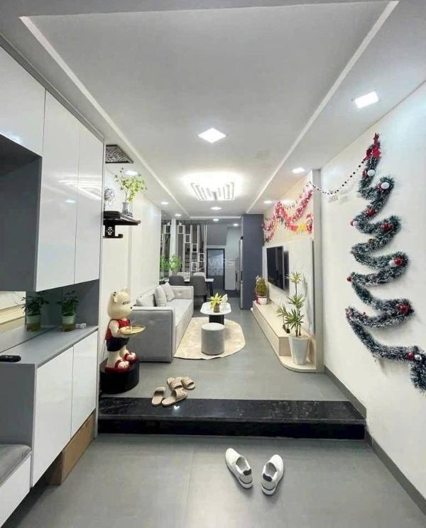 Nhà trung tâm minh khai 15m ra mặt phố 🏢 full nội thất 34m2 9.2 tỷ