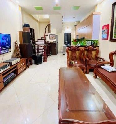 LÕI ĐỐNG ĐA - 41/45m2 - MT 4,6m - SÂN ĐỂ XE - 5 TẦNG 3 NGỦ - GẦN Ô TÔ - AN ☘ NINH TUYỆT ĐỐI