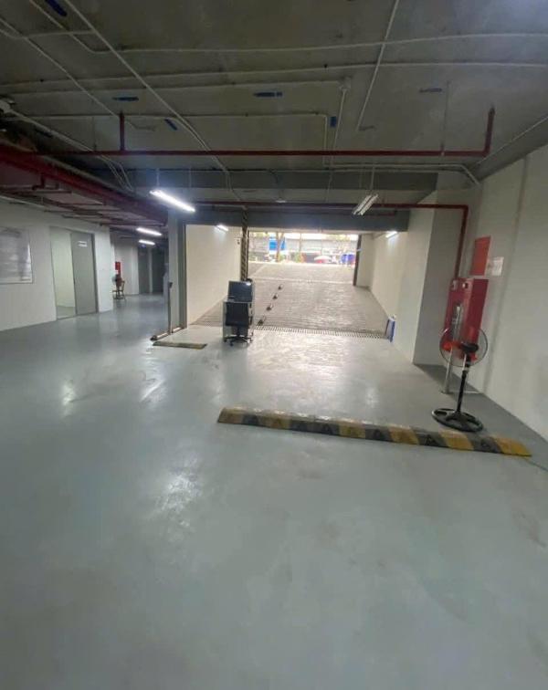 Bán Nhà mặt phố 450m²