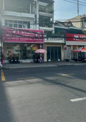 Cần bán Nhà mặt phố 123m²