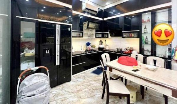 Cần Bán Nhà Mặt Đường Trung Lực 🏦 Hải Phòng – 4 Tầng, Có Thang Máy, Vị Trí Đẹp