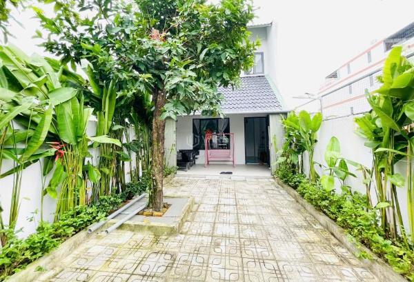 Chủ cần bán Nhà mặt phố 125m²