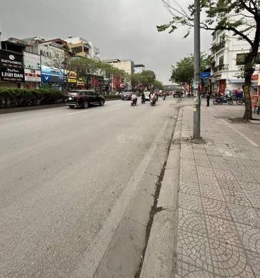 BÁN NHÀ -MẶT PHỐ NGỌC LÂM 🏤 53M -LÔ GÓC-KINH DOANH- SẦM UẤT NGÀY ĐÊM - DÒNG TIỀN 30TR/TH