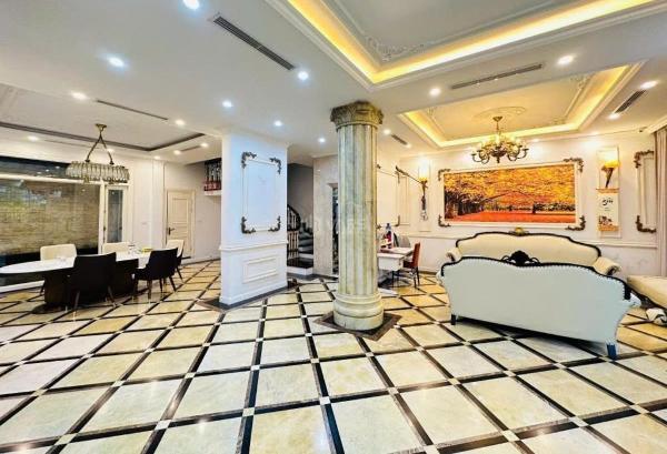 Cần bán Nhà mặt phố 42m²