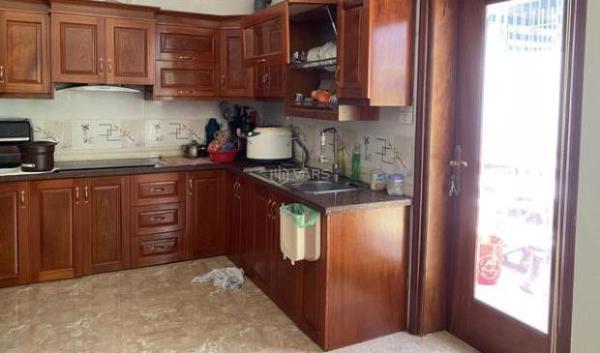 Bán Nhà mặt phố 67m²