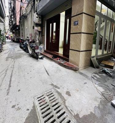 Chủ cần bán Nhà mặt phố 35m²