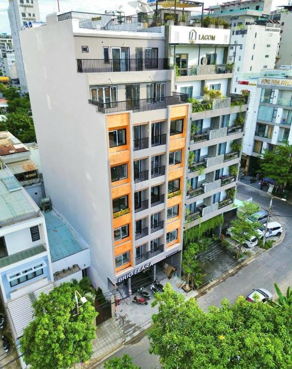 Bán Nhà mặt phố 180m²