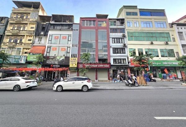 Chủ cần bán Nhà mặt phố 38m²