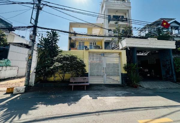 Chủ cần bán Nhà mặt phố 236m²