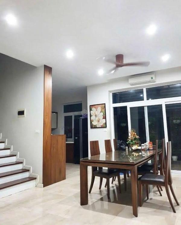 🇻🇳 cho 🏡 thuê nguyên căn biệt thự làng việt kiều châu âu 150m2 giá: 45tr/tháng
