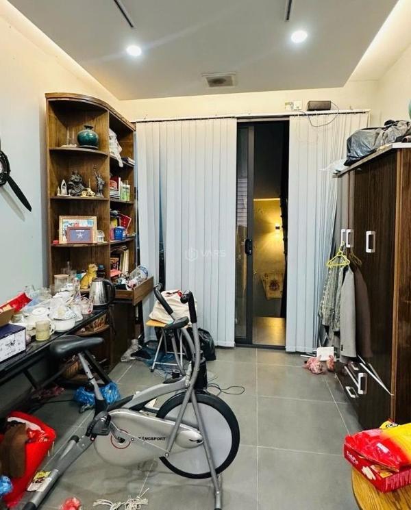 Chủ cần bán Nhà mặt phố 37m²