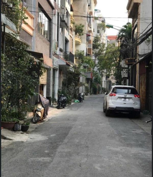 Cần bán Nhà mặt phố 204m²