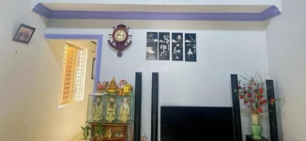 Bán Nhà mặt phố 83m²