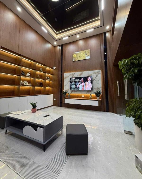 Căn hộ m5 91 nguyễn chí thanh lô góc view 🏣 phố