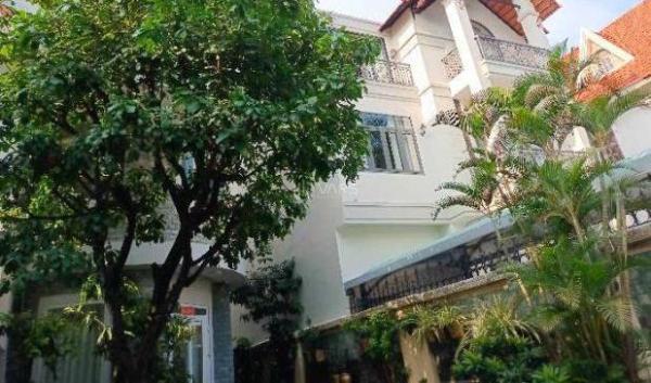 Bán Nhà mặt phố 295m²