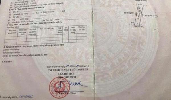 Cần bán Nhà trong hẻm 99m²