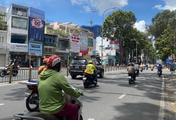 Mặt tiền 4 🌊 tầng đường 3 tháng 2 quận 11 ngang 3 2m dài 10m hơn 5 9 tỷ