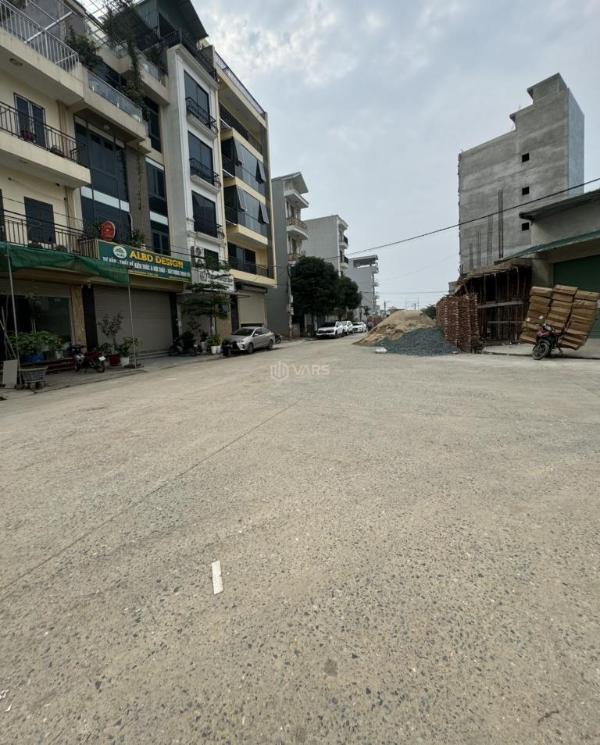 Bán đất dịch vụ la phù 92m2. 16,6 🏬 tỉ