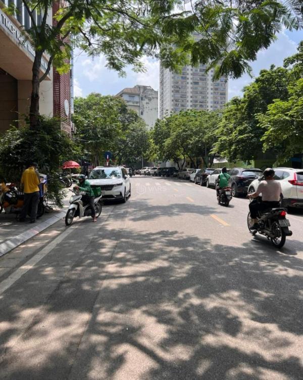 Bán mặt phố 🏠 hoà mã 117m2 10t mặt tiền 4,3m giá 105 tỷ lh 03834***** thu phương