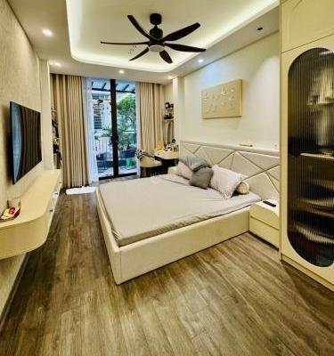 BÁN NHÀ PHỐ BỒ ĐỀ, GẦN HỒ, 2 THOÁNG, 🏤 TẶNG NỘI THẤT- DT 57M2 CHỈ HƠN 9 TỶ