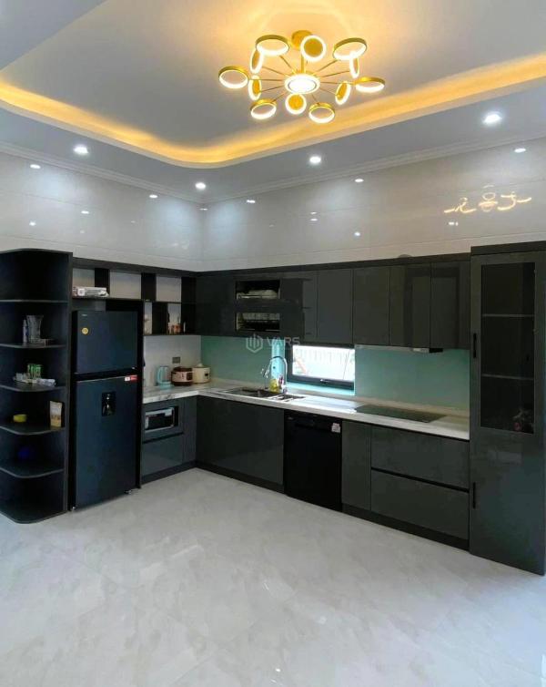 <mark style="background-color: transparent; font-weight: 400; ">Cần bán Nhà mặt phố 105m²</mark>