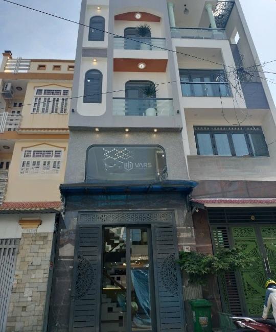 <mark style="background-color: transparent; font-weight: 400; ">Nhà 5 tầng mới tinh nội thất cơ bản đủ hẻm nhựa 8m tiện ở kết hợp 🆘 kd</mark>