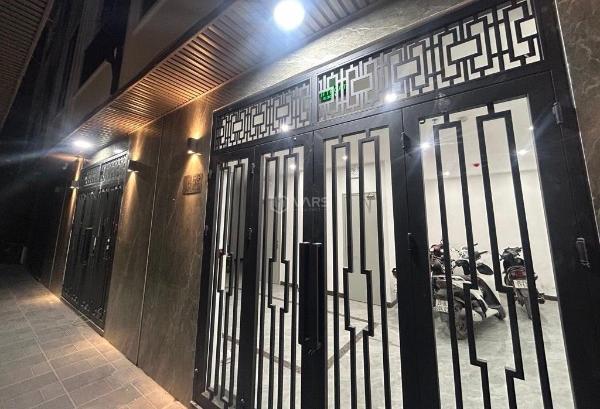 <mark style="background-color: transparent; font-weight: 400; ">Bán Nhà trong hẻm 68m²</mark>