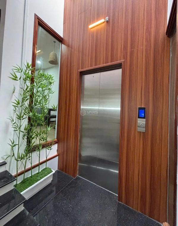 Bán Nhà mặt phố 81.4m²