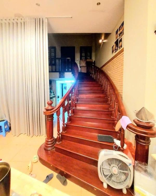 Bán mặt phố vĩnh hưng , hoàng mai.dt 🏦 143m2 6t mặt tiền 6m giá 47tỷ.lh 03834*****