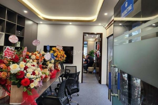 Bán tòa nhà lô góc mặt phố lạc long quân tây hồ 6 tầng giá 4x 💥 tỷ