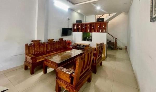 Bán Nhà mặt phố 125m²