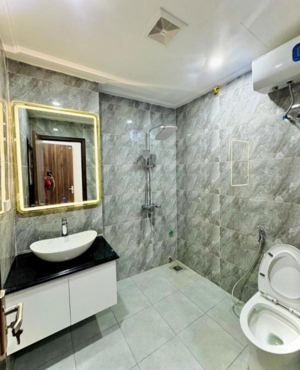 Bán mặt phố 🆘 giáp bát,hoàng mai.dt 51m2 6t mặt tiền 3,6mgiá 23,5tỷ.lh 03834*****