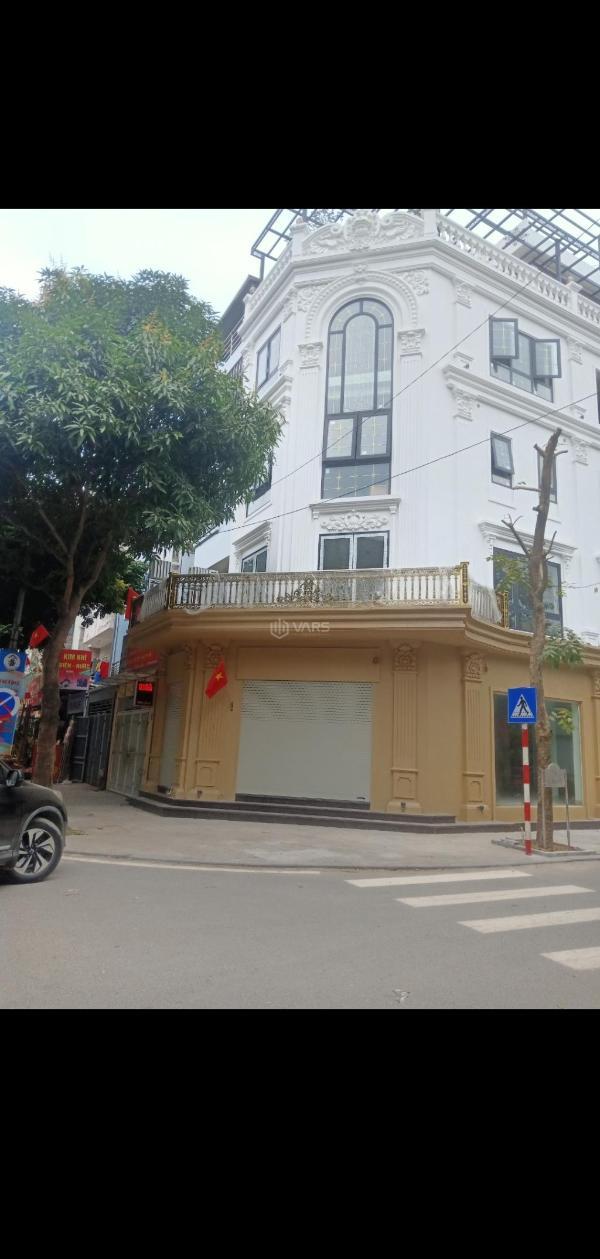 Lô góc view vườn hoa vỉa hè -thang ☘ máy thông sàn kinh doanh đỉnh 🔥 văn p