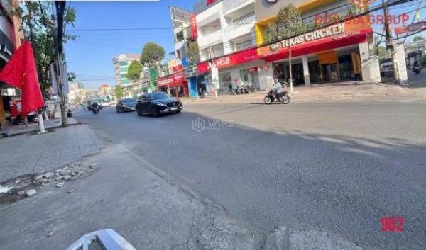 cho thuê 🏠 mặt bằng dt 330m đường phạm văn thuận p tam hiệp giá 90 tr