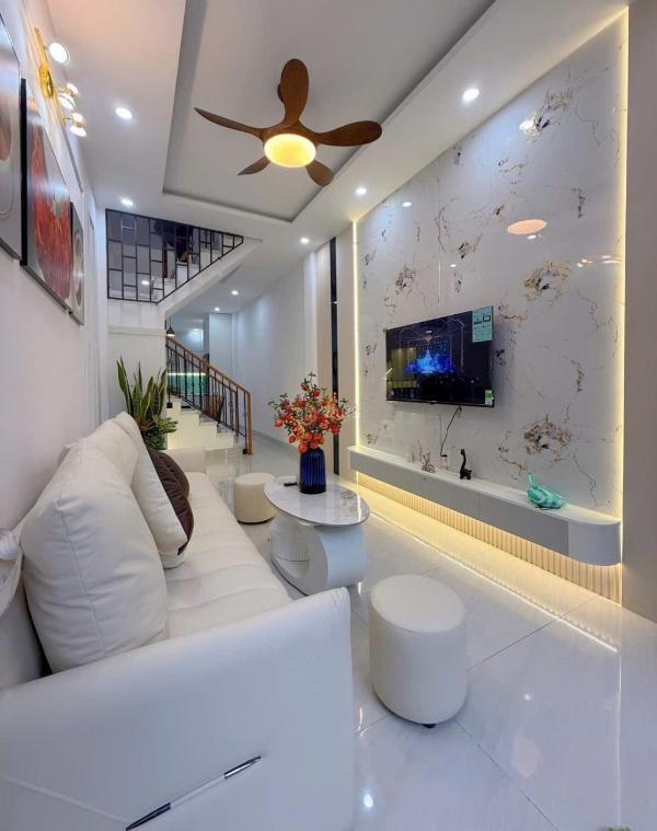 Nhà 2 tầng mới kiệt ô tô 👍 ông ích khiêm