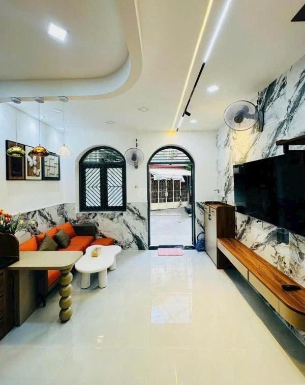 Cần bán Nhà trong hẻm 26m²