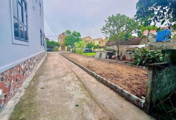 Chủ cần bán Đất nền riêng lẻ 100m²