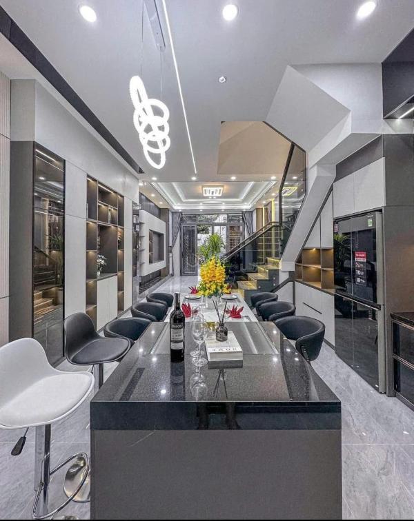 🔑 nhà có sẵn dọn 🌊 vào ở liền 2,5 tỷ