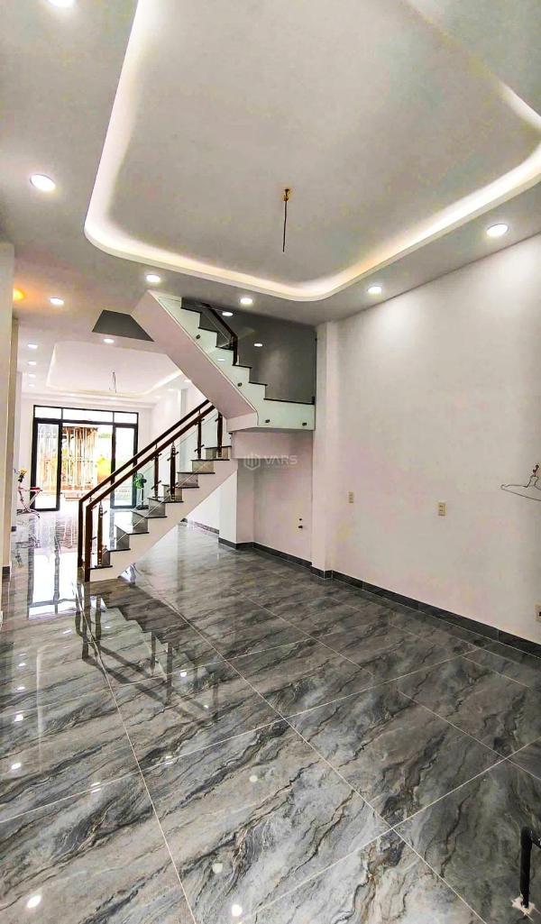 Bán Nhà mặt phố 64m²